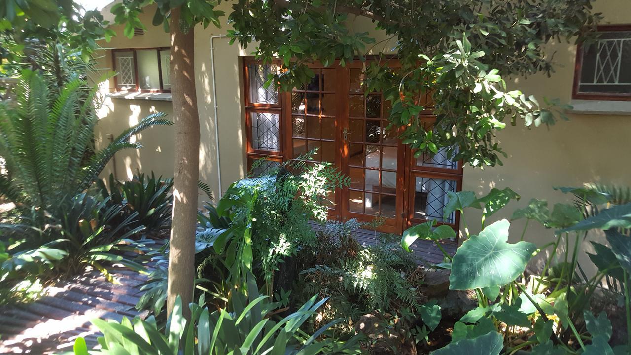 86 On Langenhoven Bed & Breakfast Oudtshoorn Kültér fotó