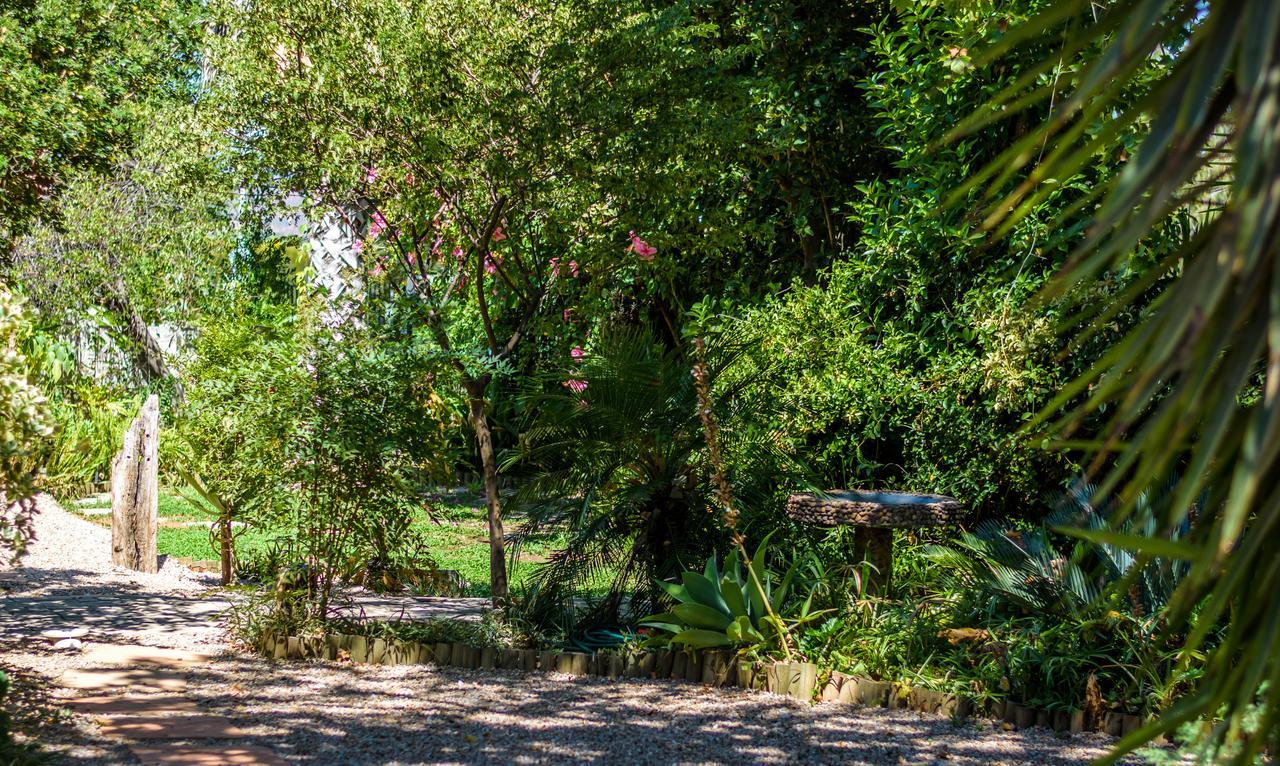 86 On Langenhoven Bed & Breakfast Oudtshoorn Kültér fotó